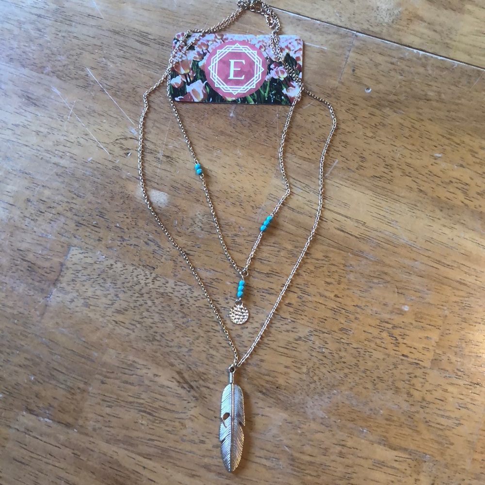 Double layered leaf necklace